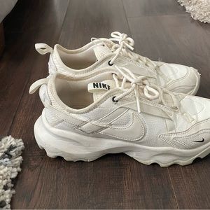 Nike trainers
